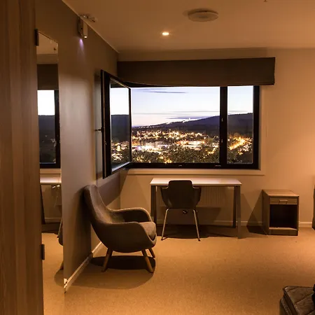 Ronningen Хостел *